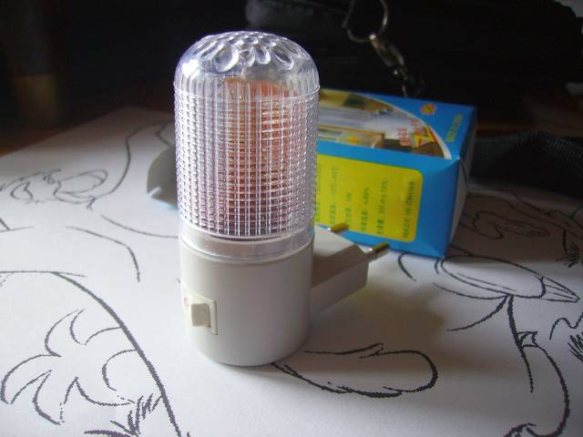 lampa de veghe de 3W cu 4 LED-uri